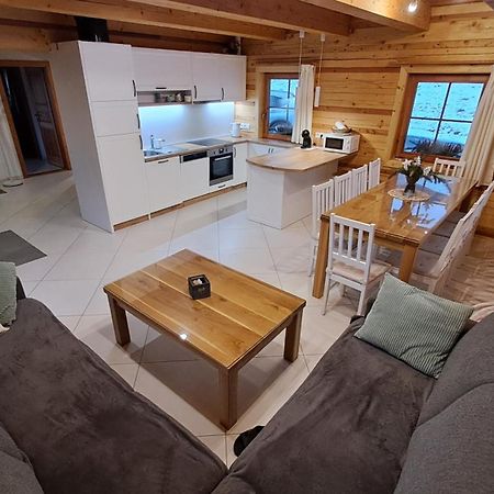 Drevenica Pod Demaenovskou Horou Villa เดมานอฟสกา โดลินา ภายนอก รูปภาพ