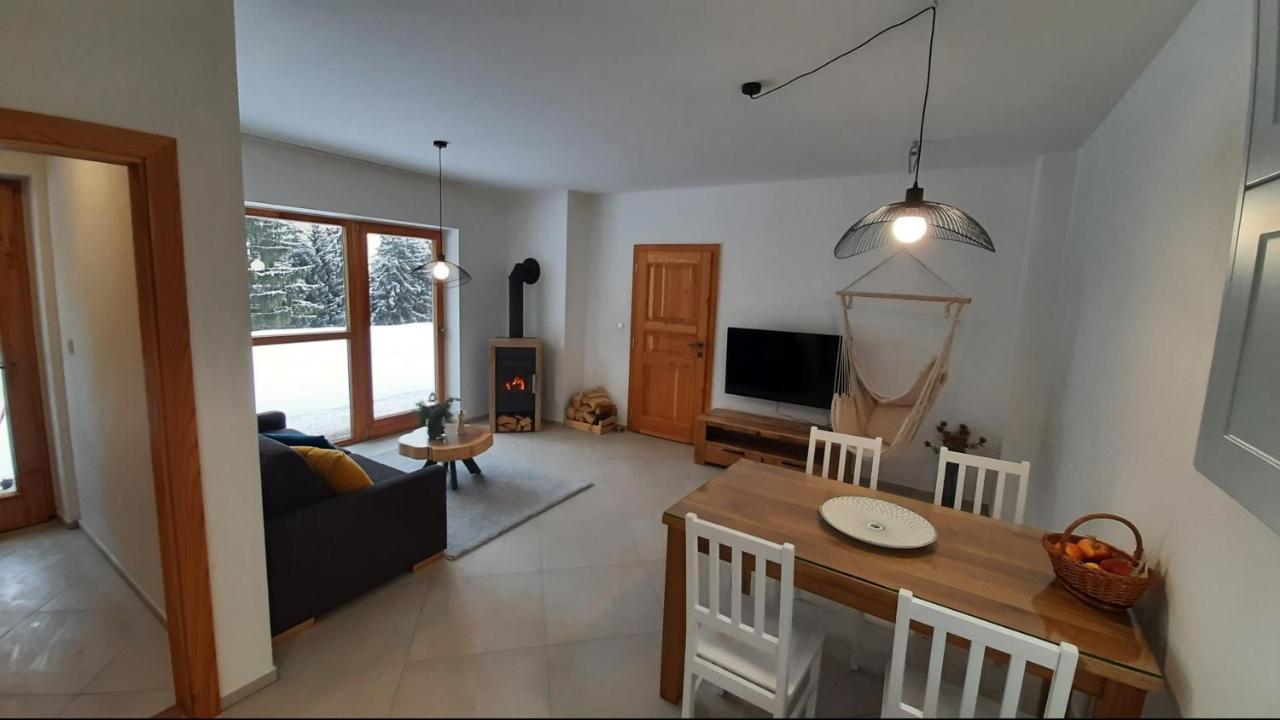 Drevenica Pod Demaenovskou Horou Villa เดมานอฟสกา โดลินา ภายนอก รูปภาพ