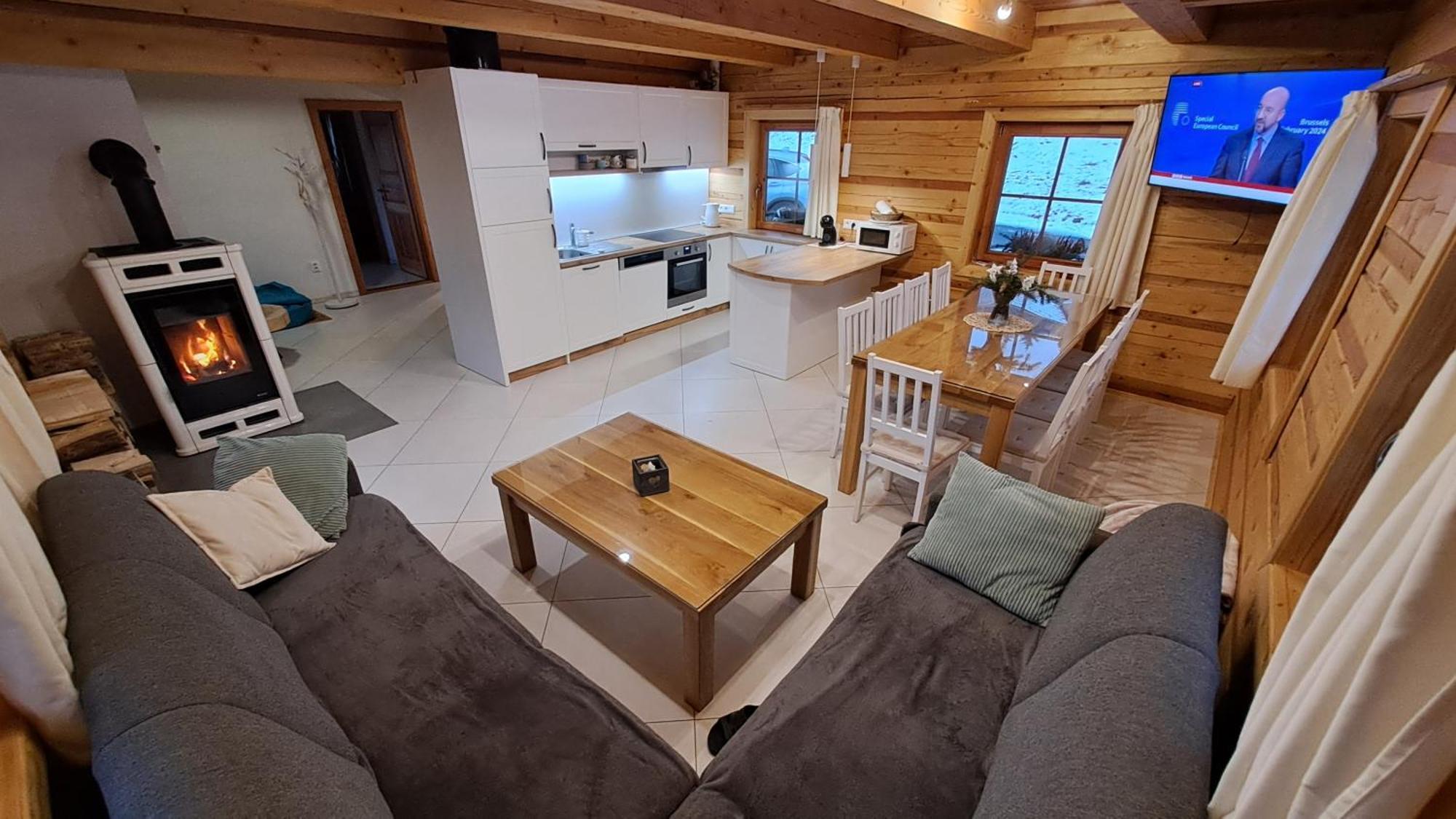 Drevenica Pod Demaenovskou Horou Villa เดมานอฟสกา โดลินา ภายนอก รูปภาพ
